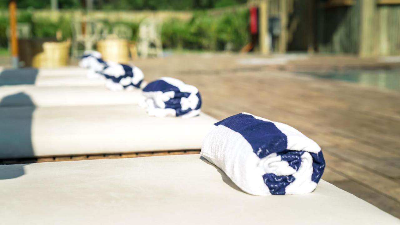 Casagrande Hotel & Beach Club Jose Ignacio  Εξωτερικό φωτογραφία A rolled beach towel